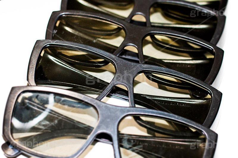 3Dメガネ,3D,眼鏡,めがね,メガネ,映画,ムービー,movie,映画館,エンターテインメント,エンターテイメント,溜まる,忘れ,並ぶ,鑑賞
