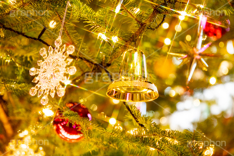 光り輝くクリスマスツリー グラフォン無料素材
