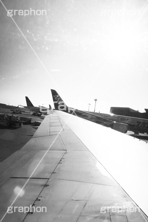 成田空港,モノクロ,白黒,しろくろ,モノクローム,単色画,単彩画,単色,旅行,旅,travel