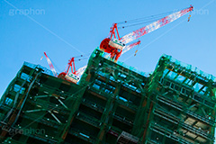 渋谷大工事,渋谷,しぶや,オフィスビル,高層ビル,クレーン,重機,建設,解体,開発,工事,都市開発,青空,再開発,shibuya,crane,building,2020