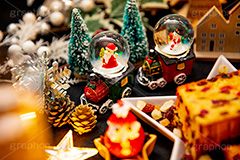 クリスマスオーナメント,クリスマスパーティー,クリスマス,パーティー,CHRISTMAS,party,ornament,snow,冬,雪,サンタ,サンタクロース,スノードーム,スノーマン,スイーツ,クリスマスケーキ,フルサイズ撮影