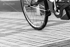 自転車,走る,走行,タイヤ,チャリ,ルール,マナー,交通,徐行,違反,距離,スピード,サイクリング,人物,街角,街角スナップ,bicycle,フルサイズ撮影