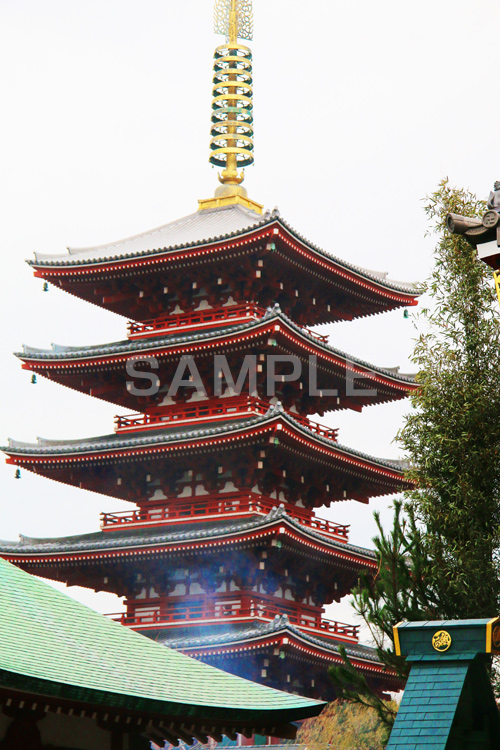 浅草寺の五重の塔 グラフォン無料素材