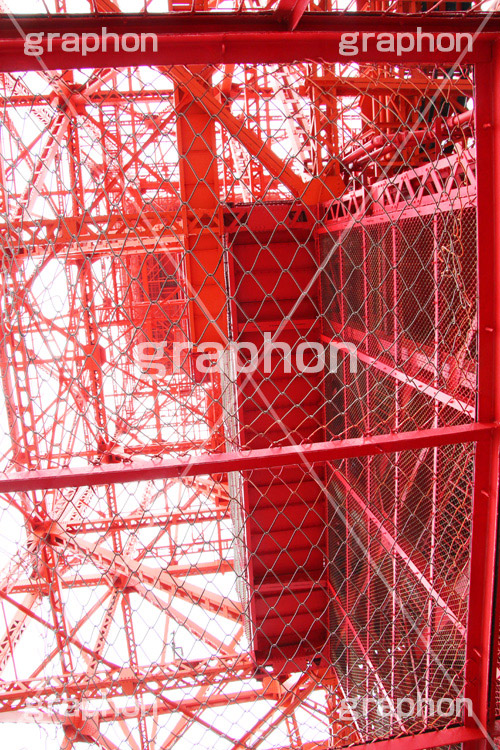 東京タワー鉄骨,真下,見上げ,見上げる,鉄骨,鉄網,金網,真っ赤,とうきょうタワー,Tokyo Tower,港区,下から,迫力,圧巻