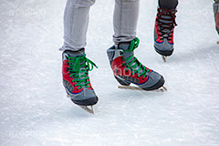 スケート,スケートリンク,滑る,氷,氷上,スケート靴,足元,冬,ウィンター,スポーツ,winter,skate,sports,フルサイズ撮影