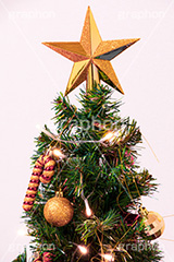 クリスマスツリー,クリスマスの星,星,スター,イルミネーション,イルミ,電飾,電球,冬,クリスマス,飾り,デコレーション,イベント,オーナメント,ボール,ベル,キャンディ,プレゼント,illumination,tree,candy,present,CHRISTMAS,Xmas,ornament,bell,star,フルサイズ撮影