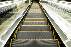 エスカレーター,階段,自動,施設,駅,階段,上がる,上る,下る,下がる,昇降機,フルサイズ撮影