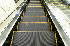 エスカレーター,階段,自動,施設,駅,階段,上がる,上る,下る,下がる,昇降機,フルサイズ撮影