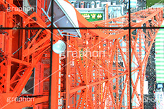 東京タワー下,東京タワー,Tokyo Tower,港区,高所,高所恐怖症,眺め,怖い,高い,見下ろす,展望台,展望,ガラス張り,ガラス床,鉄骨